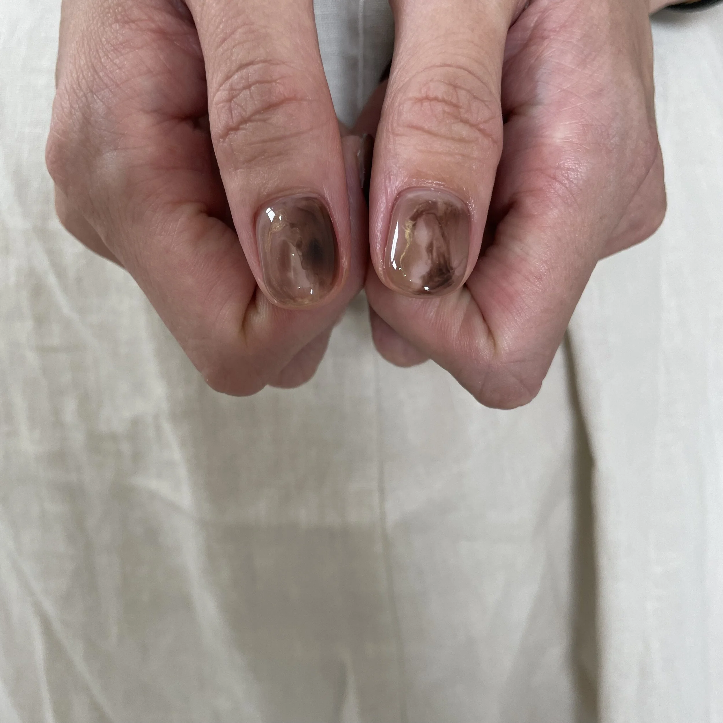 落ち着いたブラウンカラー