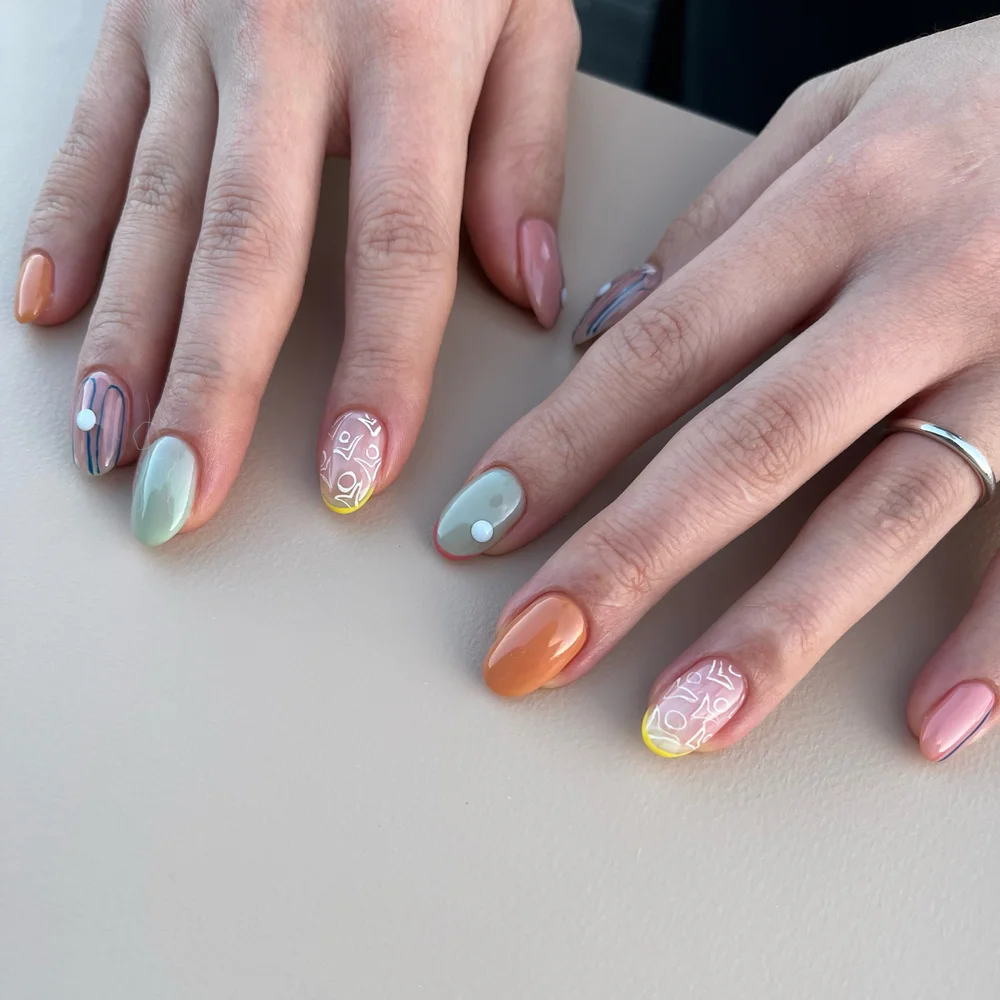 Nail Design Dlaw Nail ドロウ ネイル 原宿 表参道にある 有名タレント モデルが通う人気のトップネイルサロン