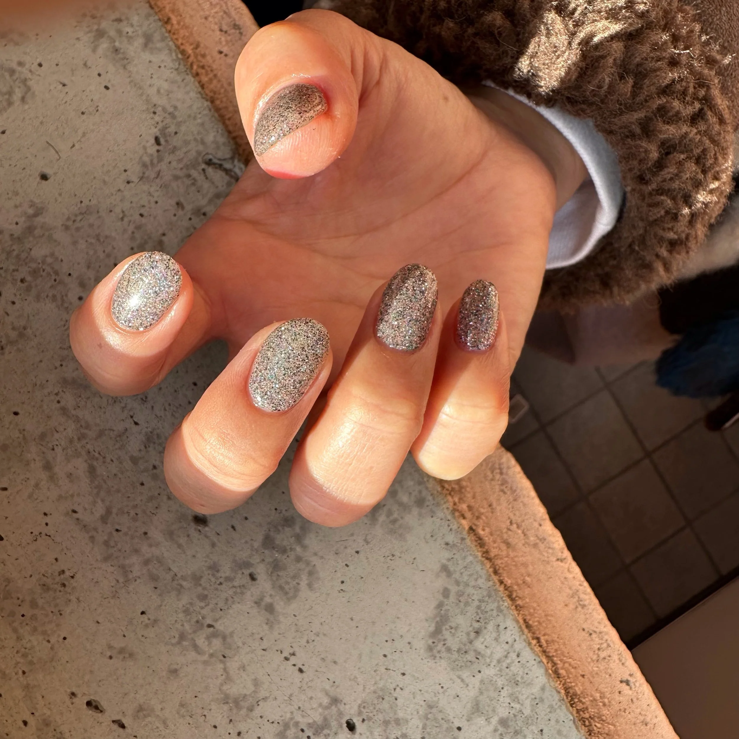 グリッターネイル