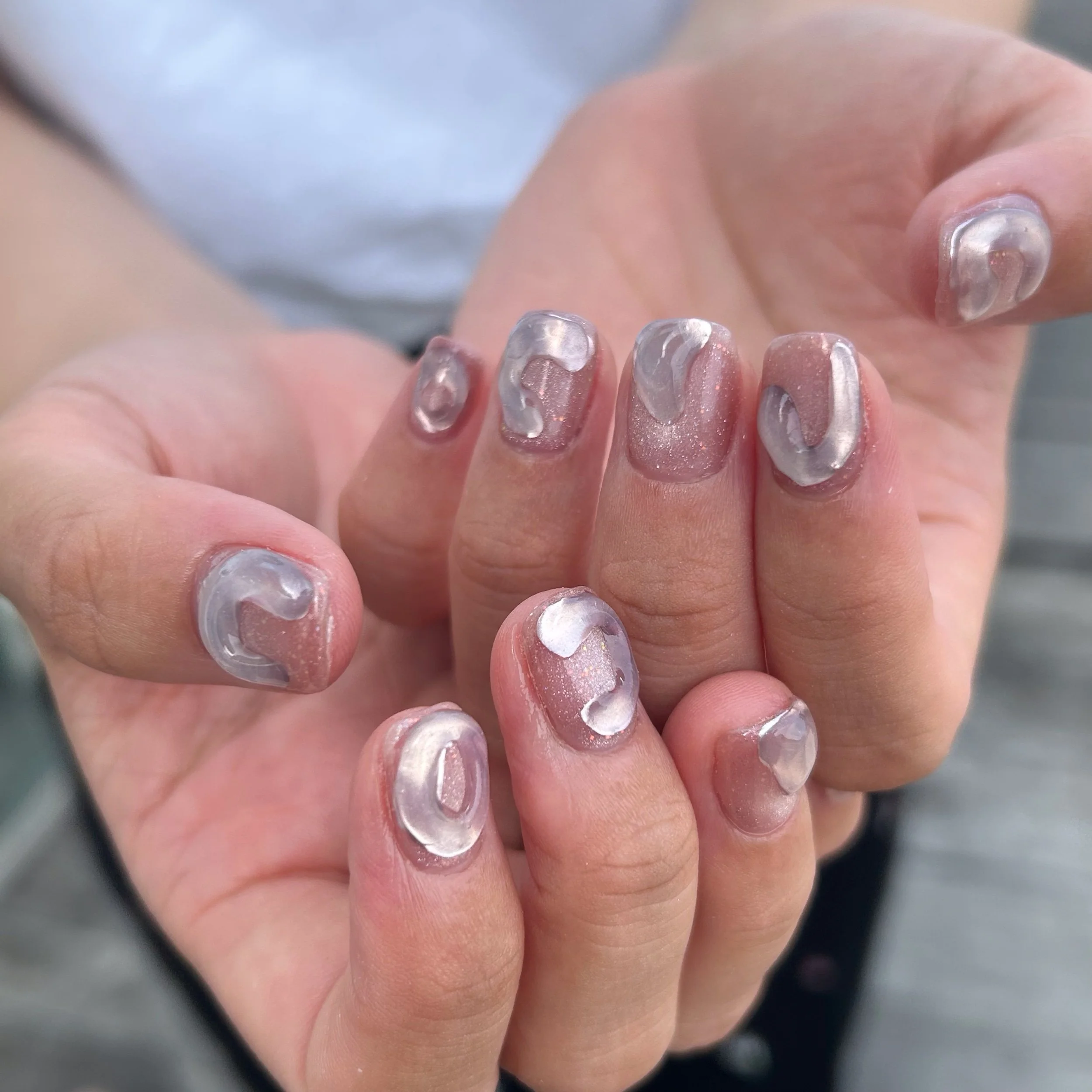 ぷっくりネイル