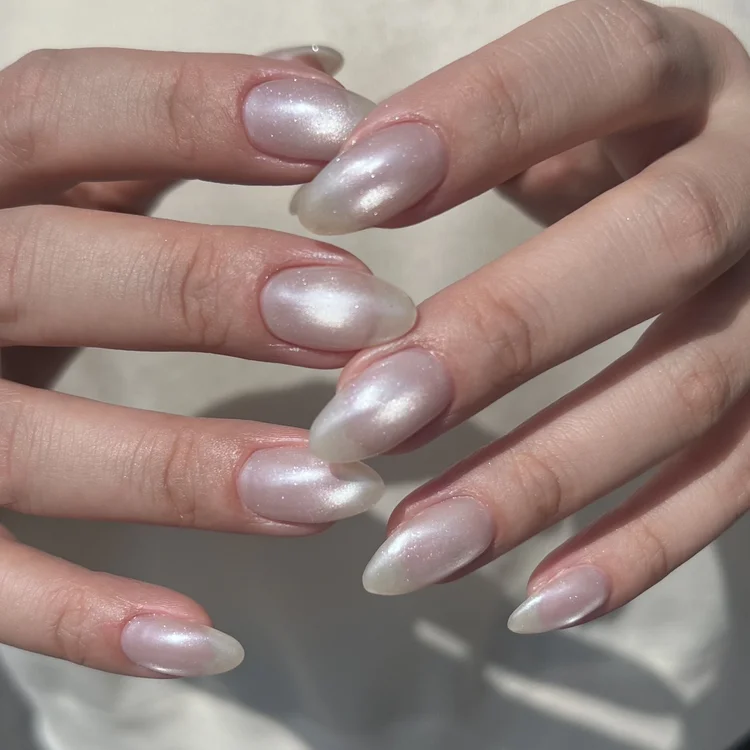 DLAW nail【ドロウ ネイル】原宿・表参道にある、有名タレント・モデル