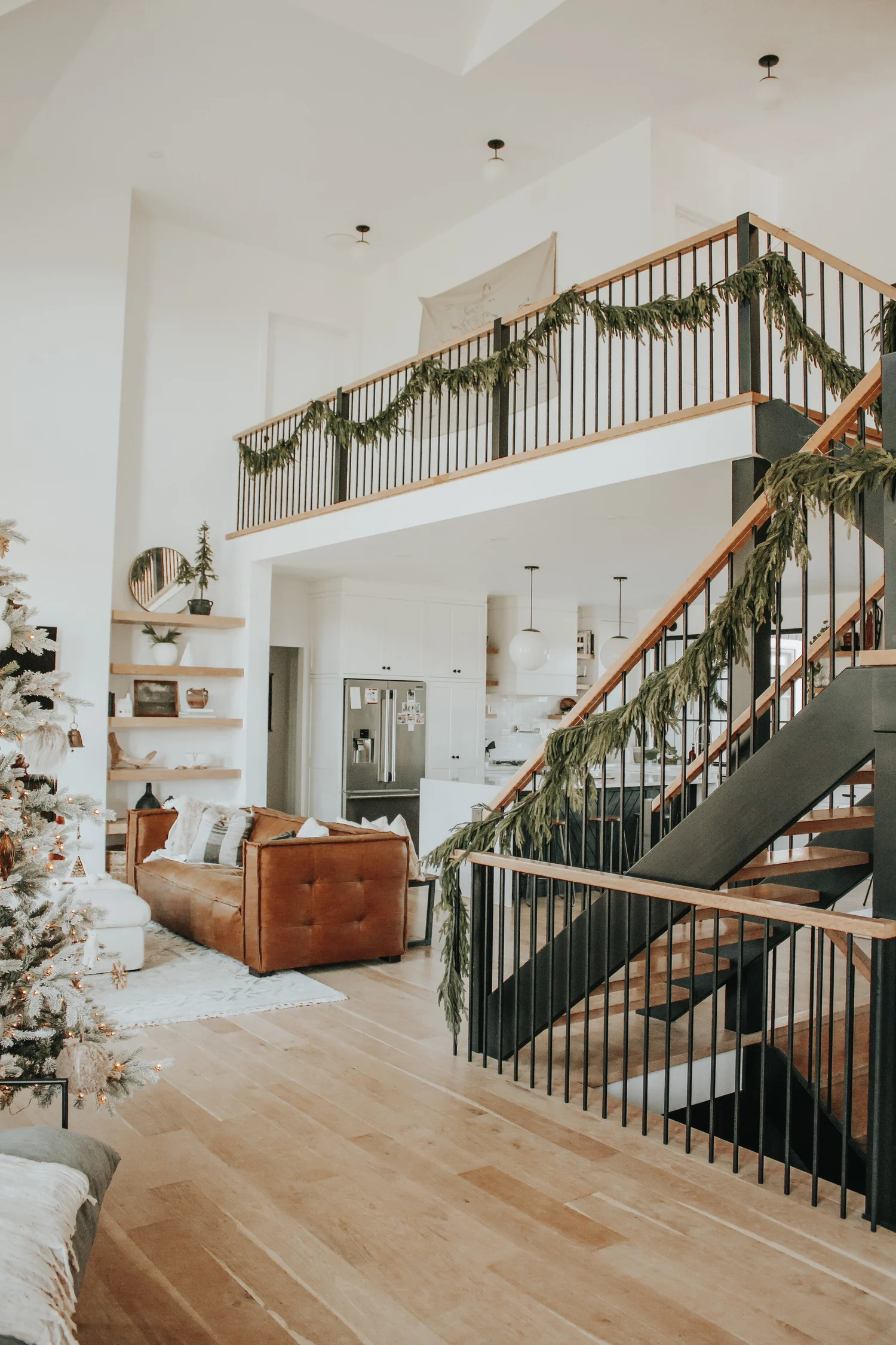 This Canadian Mom-of-Three’s Home Perfectly Mixes Minimalist Design ...