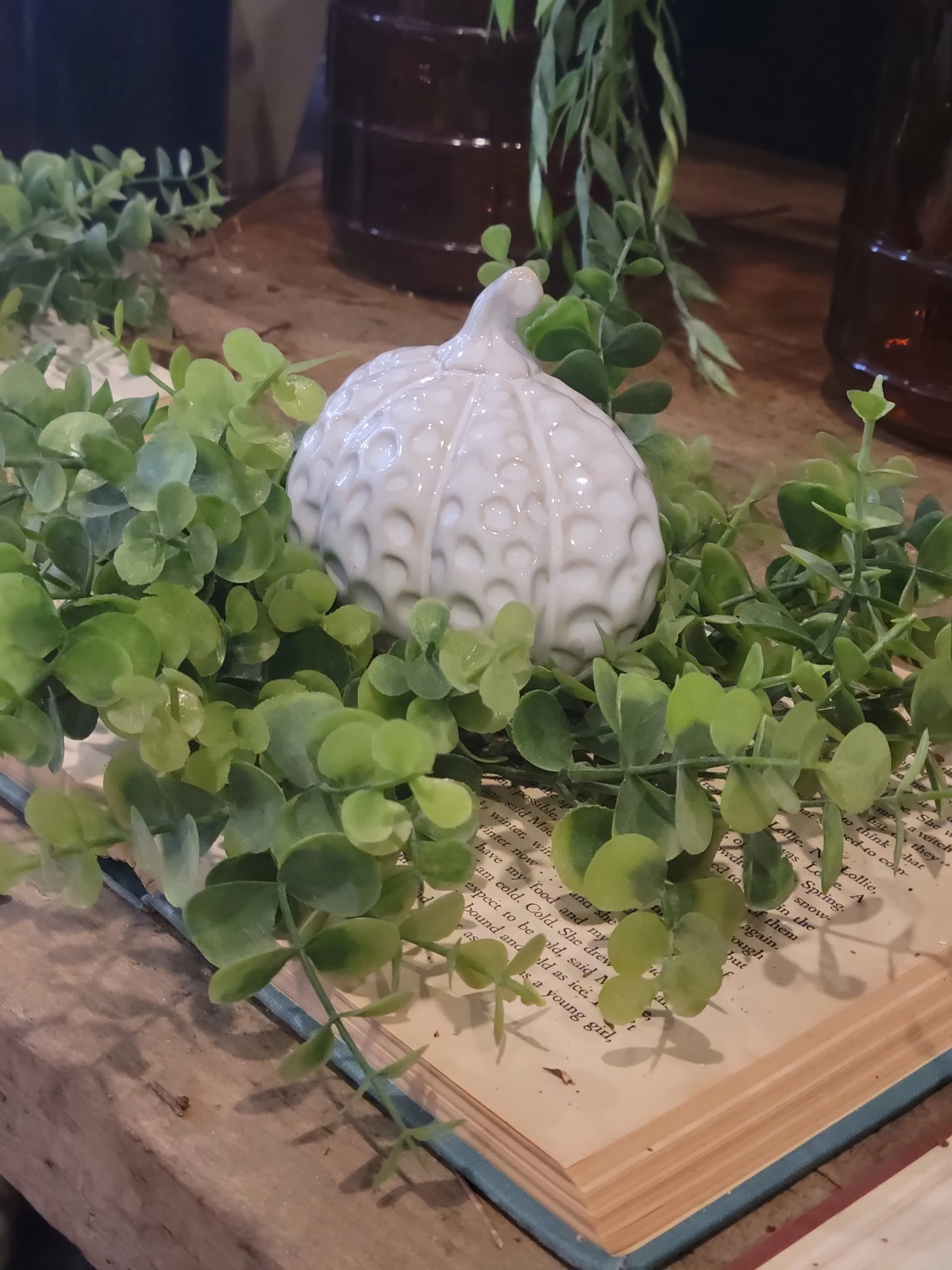 ceramic pumpkin 20240907_141041.jpg