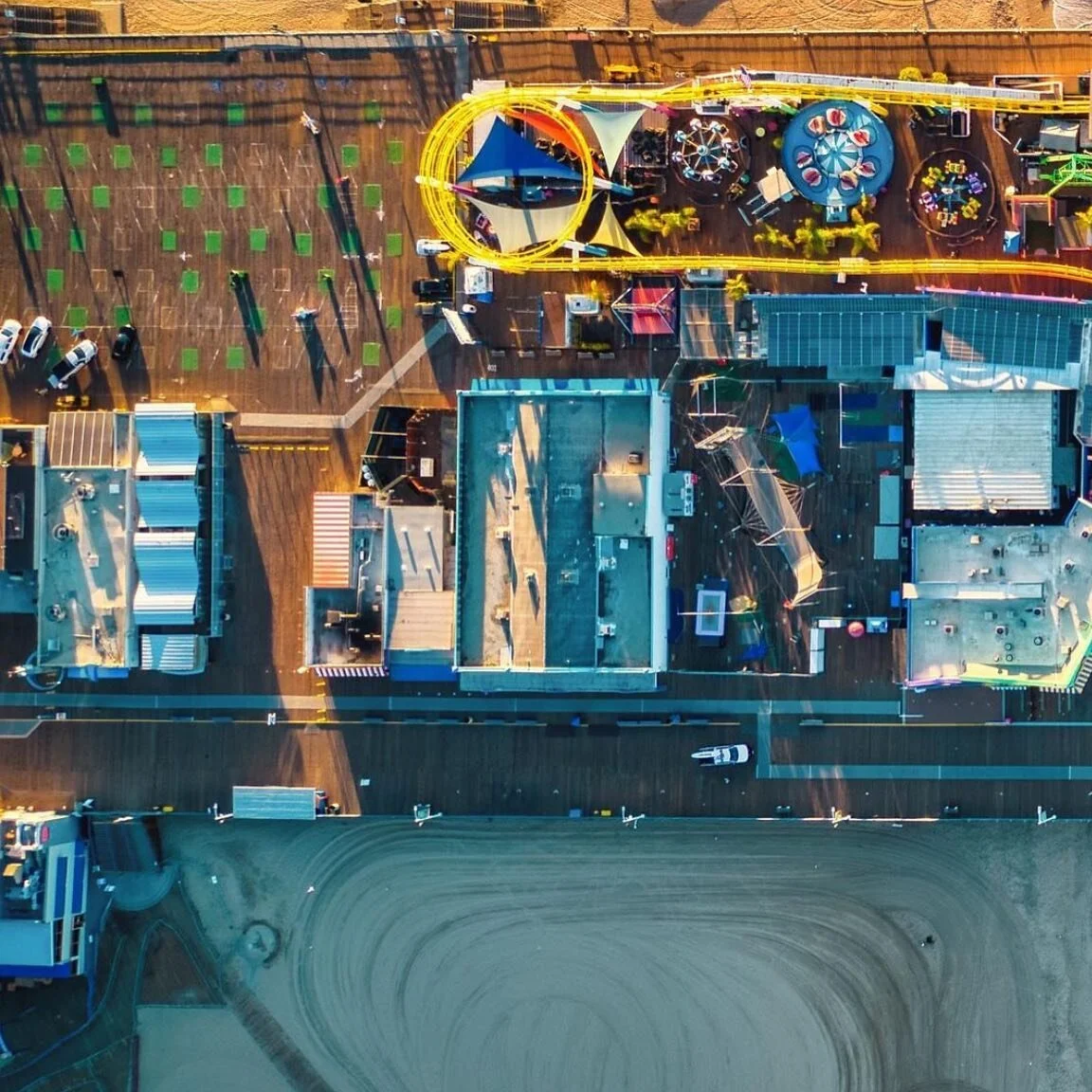 Many of you have asked where our fitness programs take place.
Well, this awesome shot by @ventiviews shows you! See those spaced out grass patches on the upper left? Every weekday we host tons of fitness classes from @aziamyoga @balletfolkloricodela @circuitworks @radianttvofficial and more! Check it out on our site @ santamonicapier.org/fitness for more or contact the providers to get signed up!