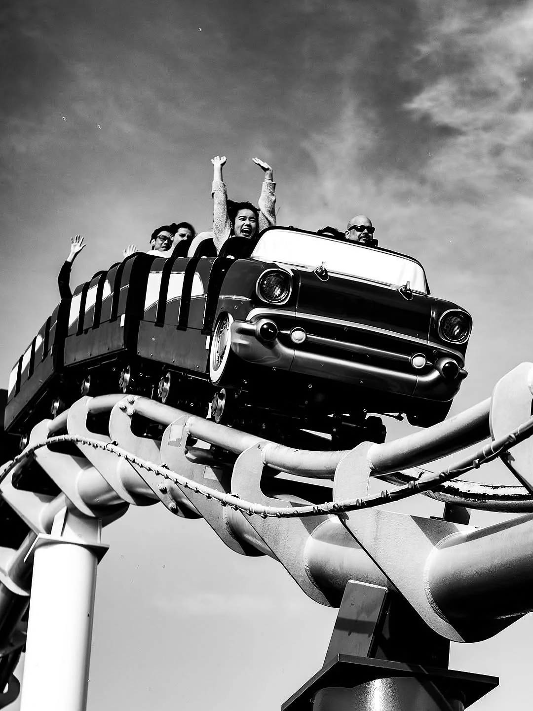 📸 Seen On the Pier: b&amp;w edition
Tag us in your photos for a chance to be featured!

(shot by @marcotakespics, @keirowanyoung_photography)

#seenonthepier #santamonicapier #POV #santamonica #bw