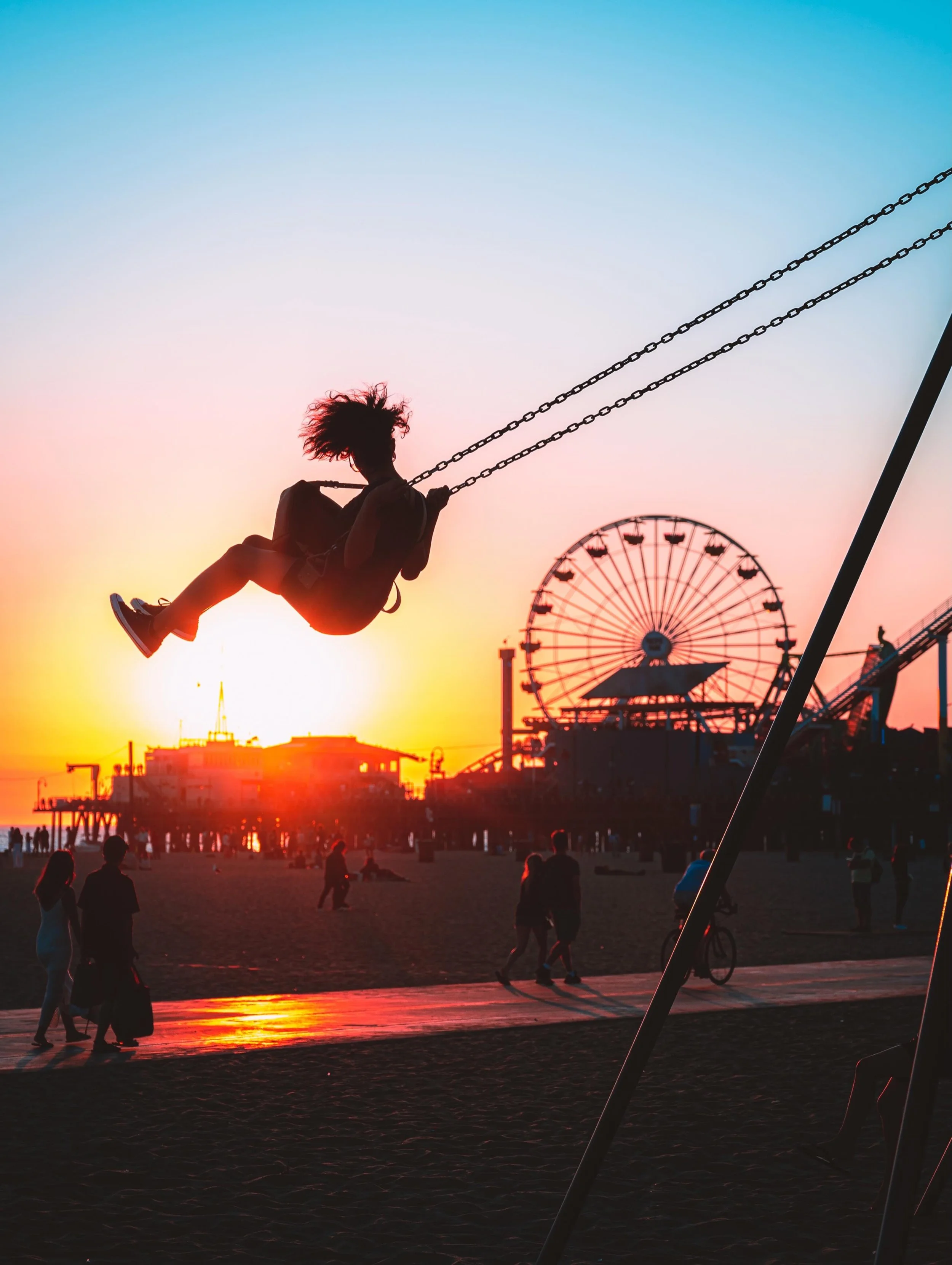 Name something better than seeing the sunset after a great day ☀️

📸: @guillecummings