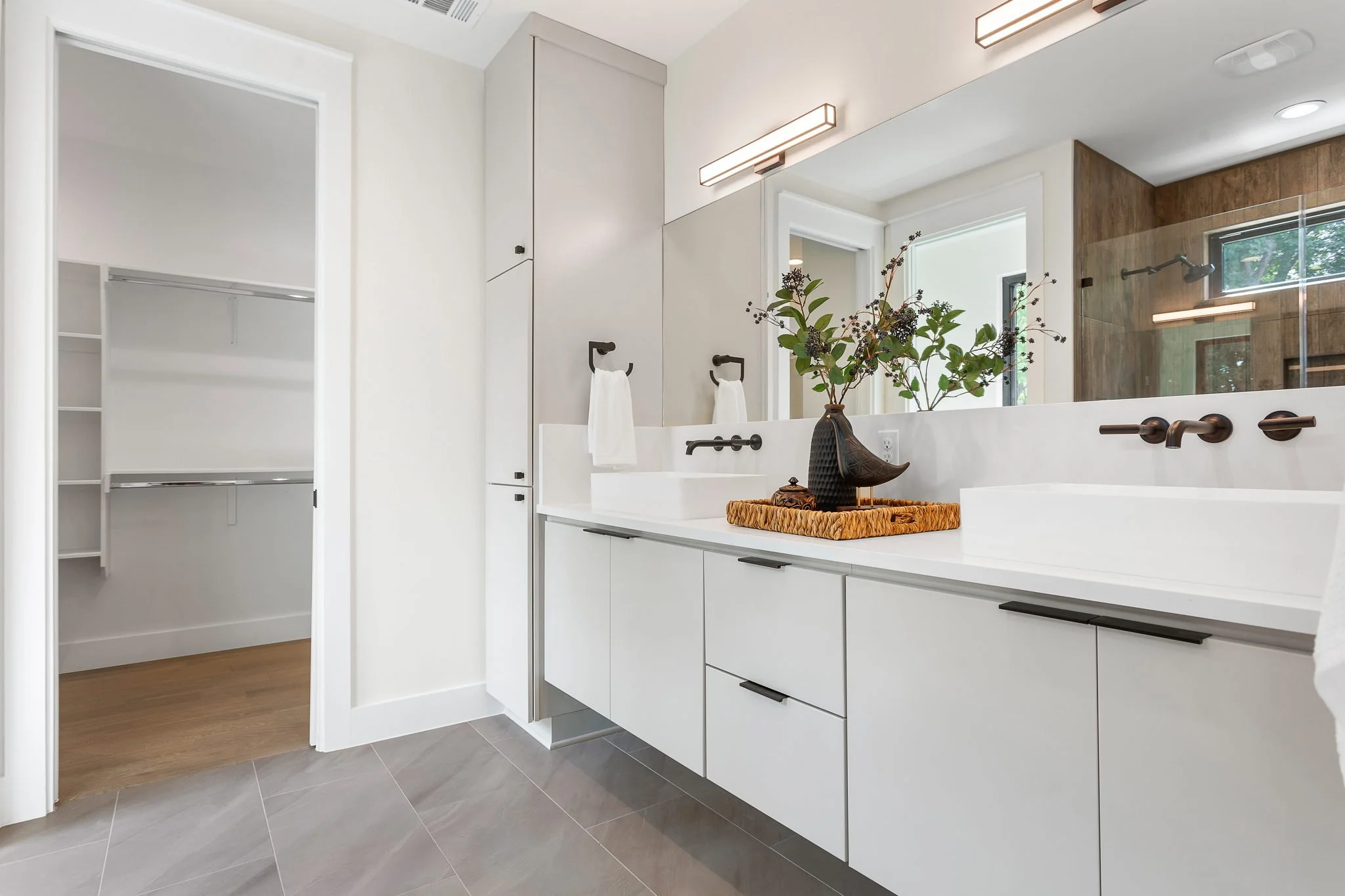 28-web-or-mls-739 Cherico St #1 KCP 090922 - 35.jpg
