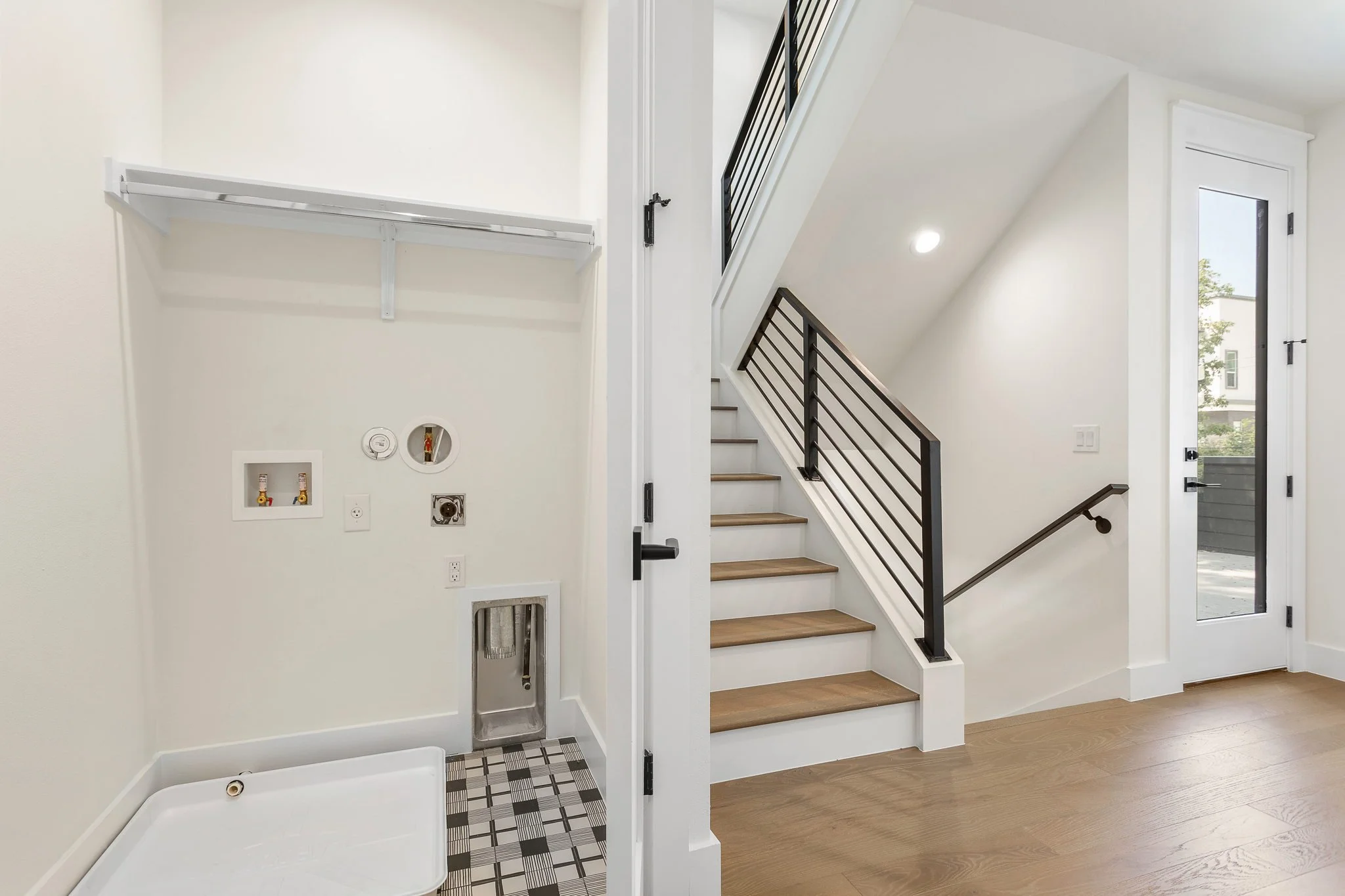 30-web-or-mls-739 Cherico St #1 KCP 090922 - 18.jpg