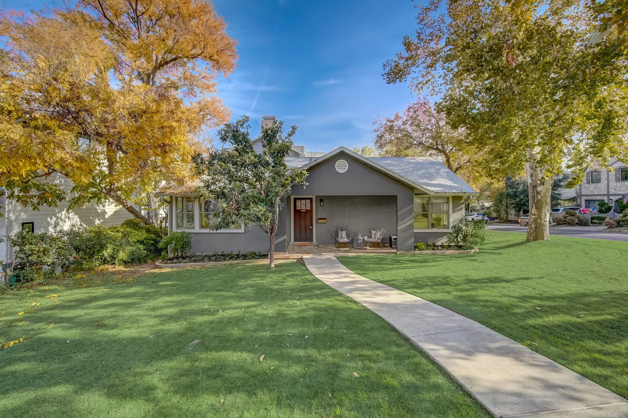 4-web-or-mls-Burford Pl-004.jpg