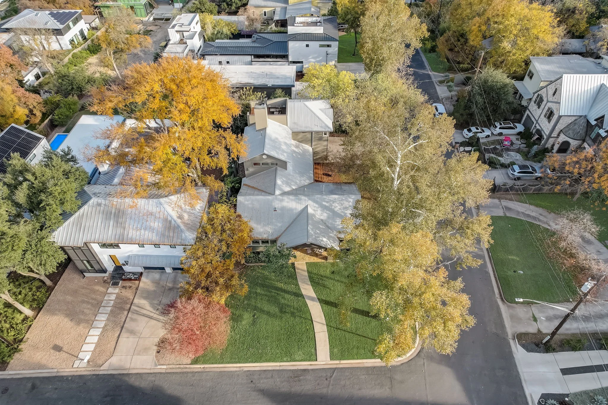61-web-or-mls-Burford Pl-061.jpg