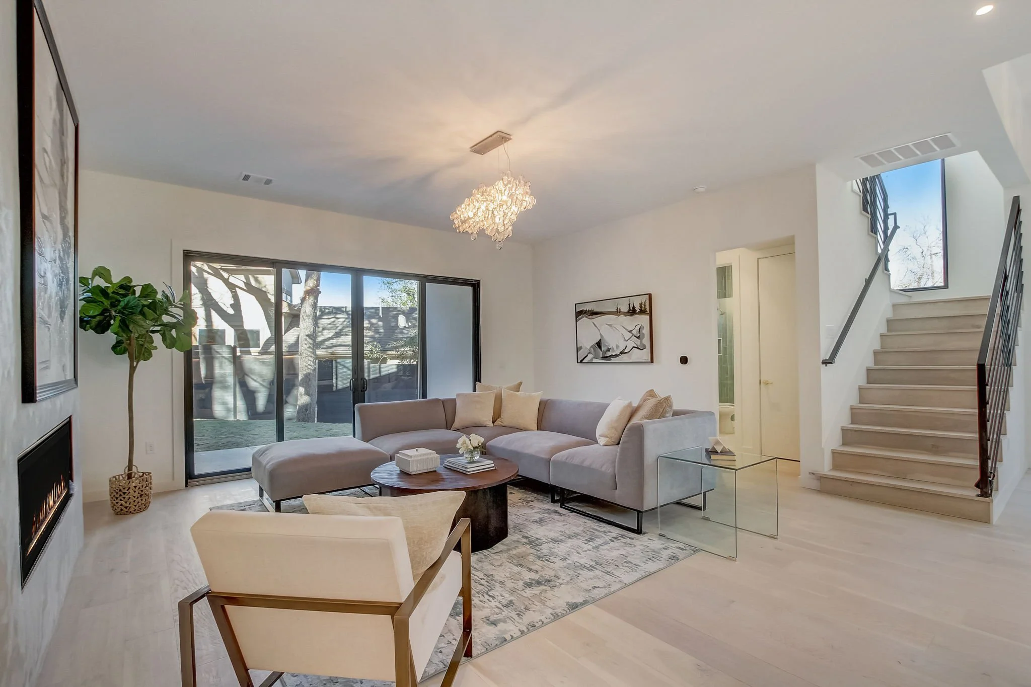 9-web-or-mls-Taylor Gaines St-007.jpg