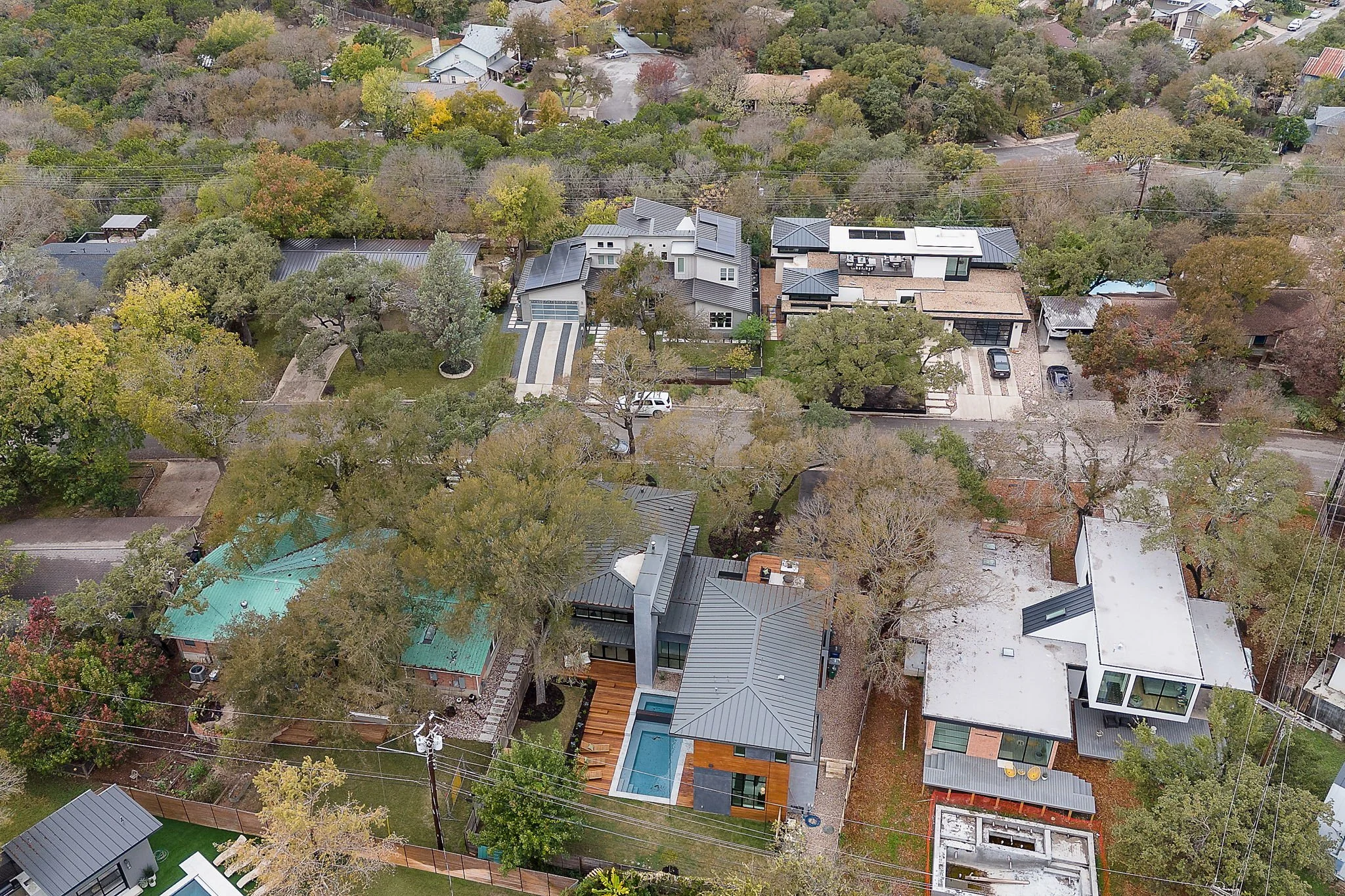 7-web-or-mls-2901 Cedarview Dr DRONE KCP 120524 - 5-2.jpg