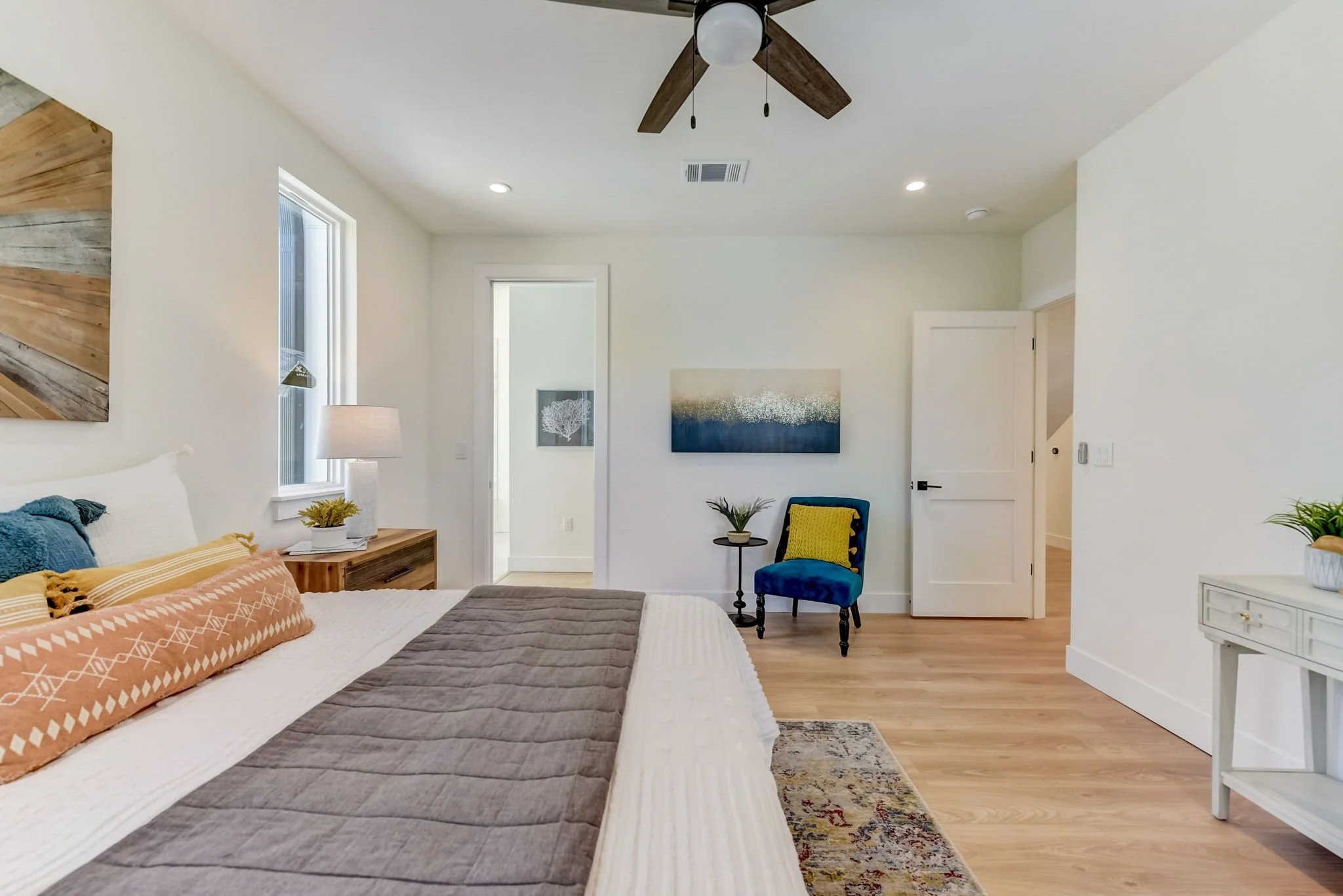 24-web-or-mls-Clawson Rd A-022.jpg