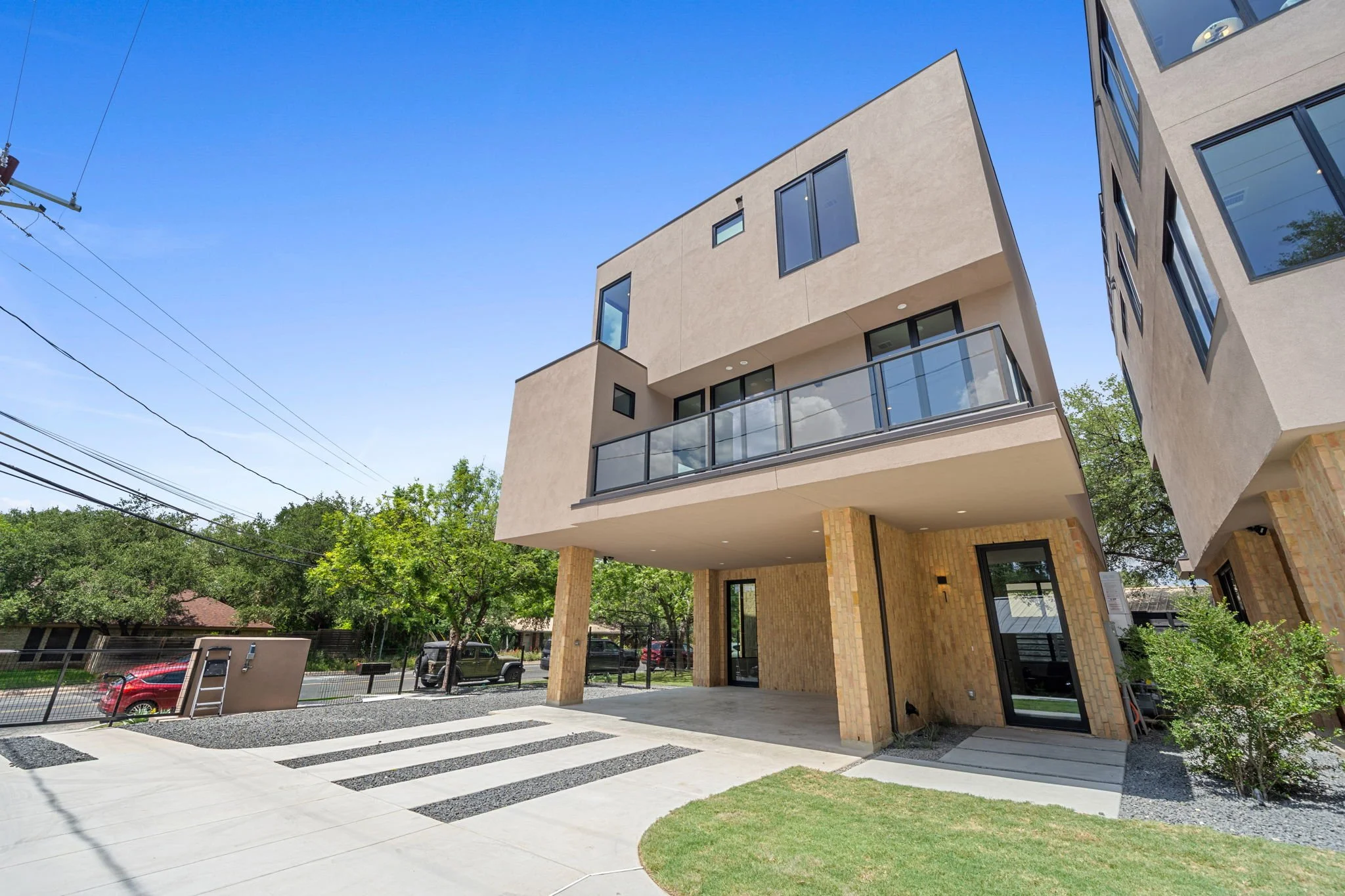 3-SQFT-1179.jpg