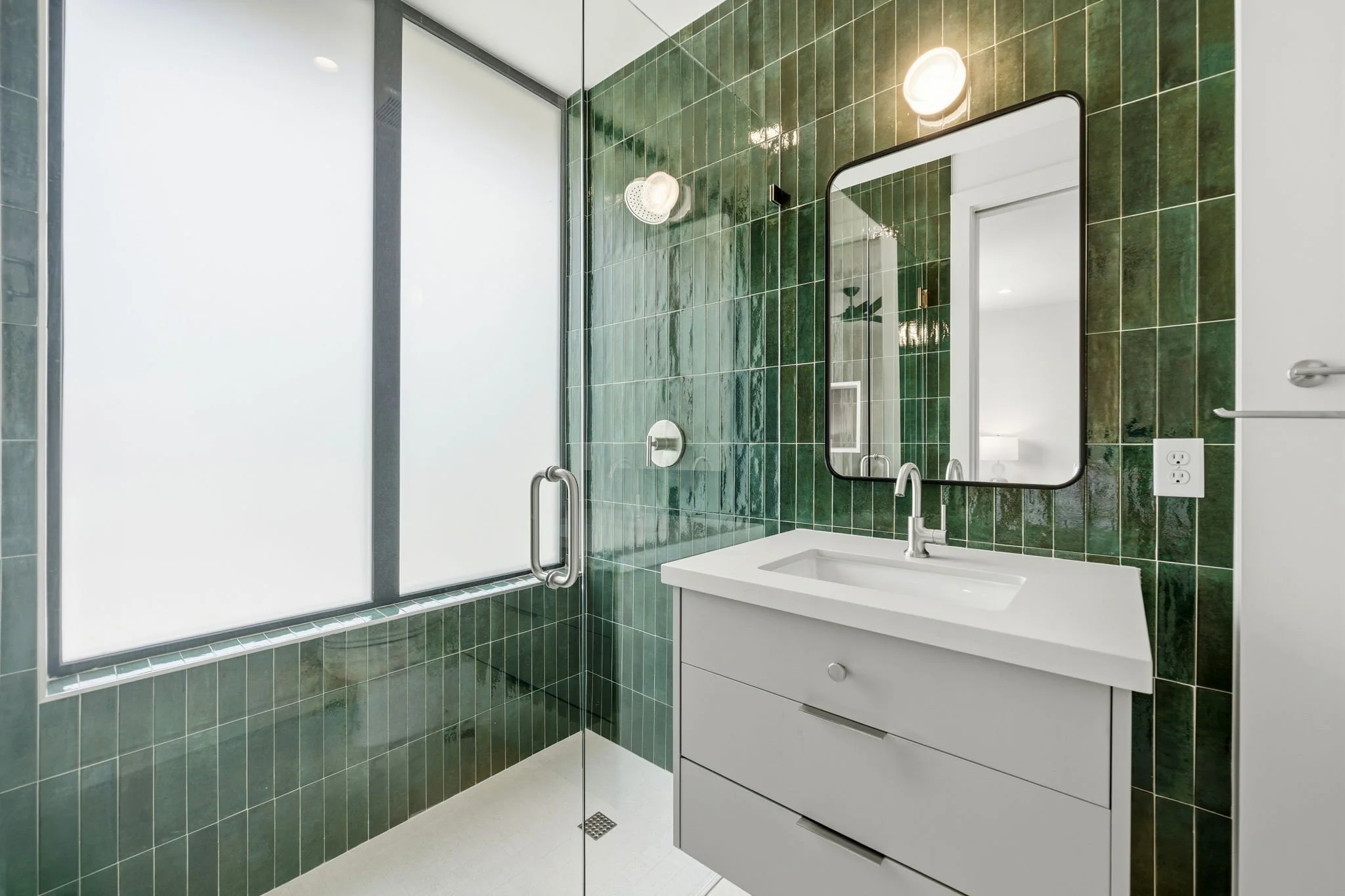 49-SQFT-0893.jpg