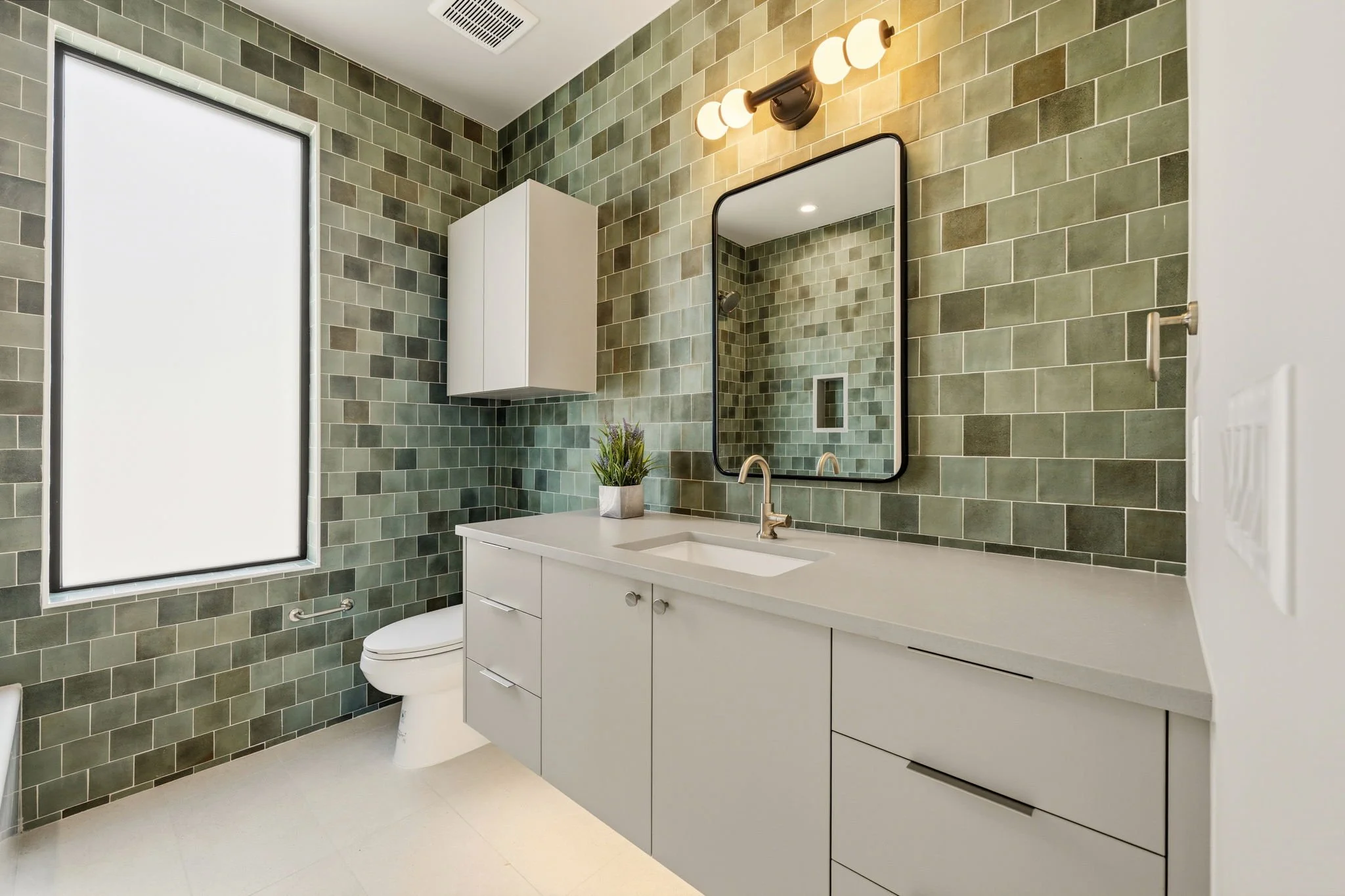 49-SQFT-0292.jpg