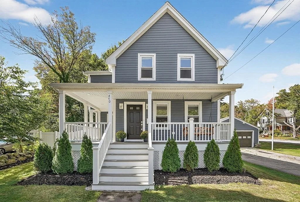 A house is Nahatan Norwood MA 1.jpg