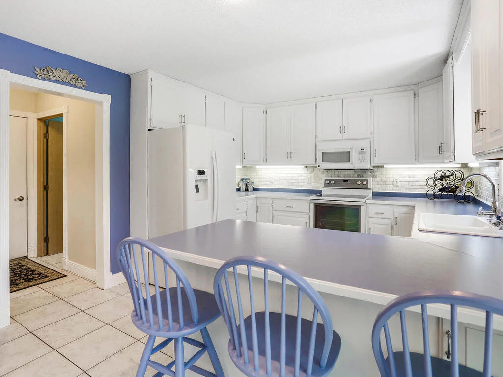 14720 39th Ave N Plymouth MN-033-060-th Ave32-MLS_Size.jpg