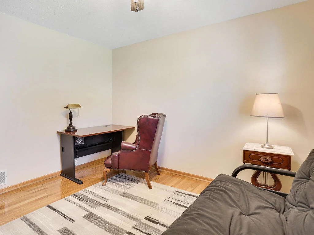 14720 39th Ave N Plymouth MN-041-032-th Ave40-MLS_Size.jpg