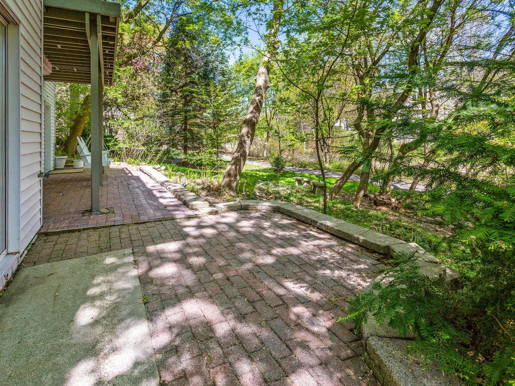 14720 39th Ave N Plymouth MN-008-006-th Ave7-MLS_Size.jpg