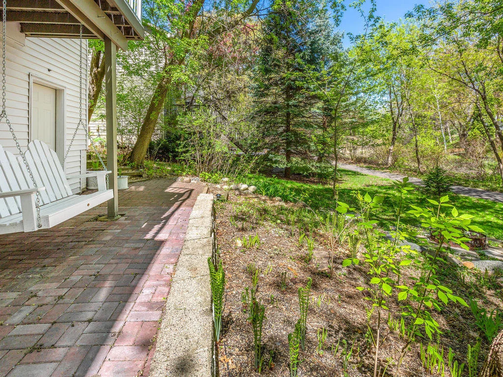 14720 39th Ave N Plymouth MN-009-022-th Ave8-MLS_Size.jpg