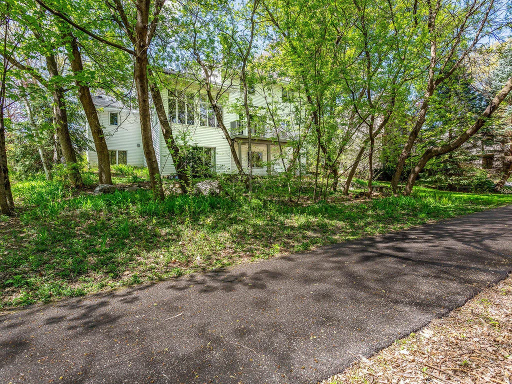 14720 39th Ave N Plymouth MN-017-039-th Ave16-MLS_Size.jpg
