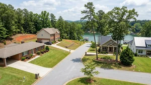 Utilities in Lake Lanier, GA: City Water vs. Well Costs