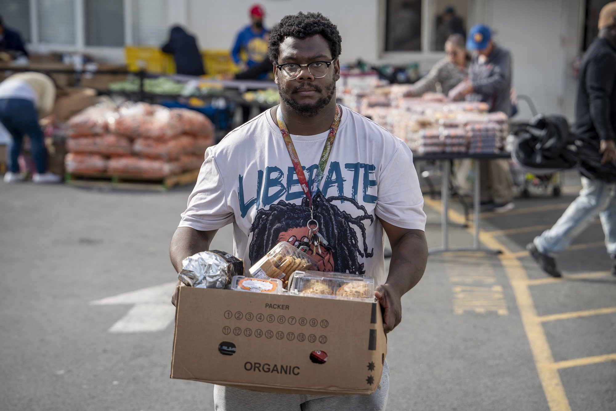 11.4.25 Food at Bay Area Rescue Mission_Mtierney20.jpg