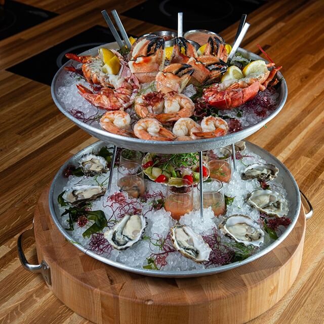Afternoons like these call for Seafood Vessels like this...⁣
Treat yourself to 10 crab claws, 10 oysters, 10 shrimp, 2 lobster tails, crudo, ceviche, and 10 shooters with our Seafair Sedan.