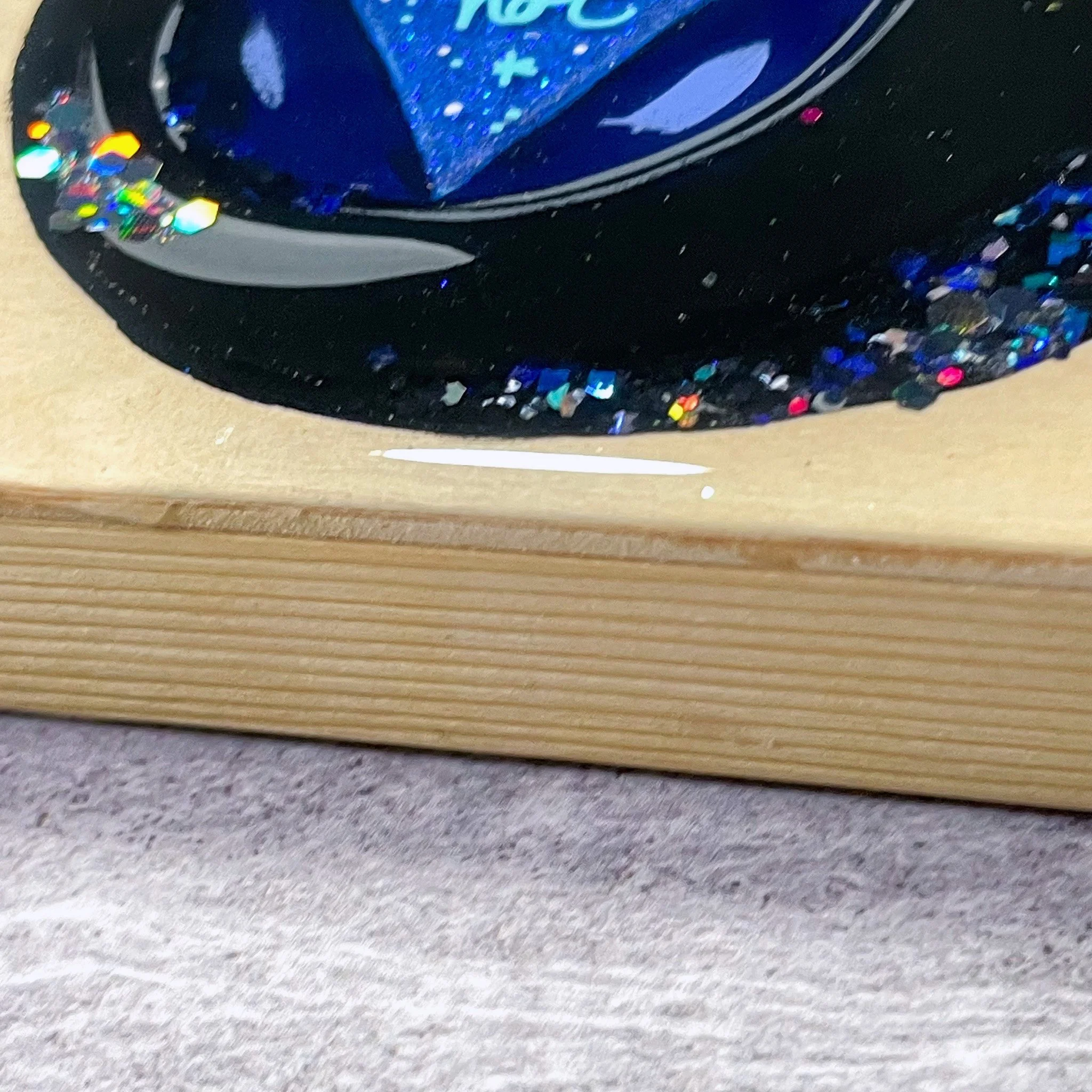 magic+8+ball+probably+not+painting+glitter+resin+3.jpg