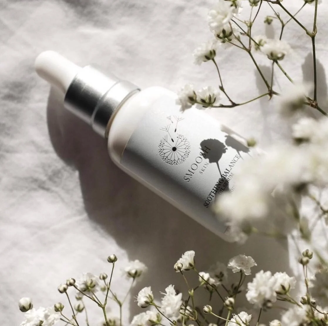 Irritated, finicky skin? Is your skin feeling dry yet you&rsquo;re also prone to breakouts? Soothing balance is your perfect, ultra calming smoosh. 

This super soother provides healing moisture, yet also works to balance and repair inflamed and brea