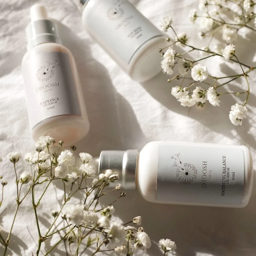 Each  one of our oil serums has been crafted to offer a multifaceted formula that addresses many of your skin concerns, all at once. 

Luxurious, potent and brimming with goodness.  Whatever skin season you are in, smoosh offers a nurturing and nouri