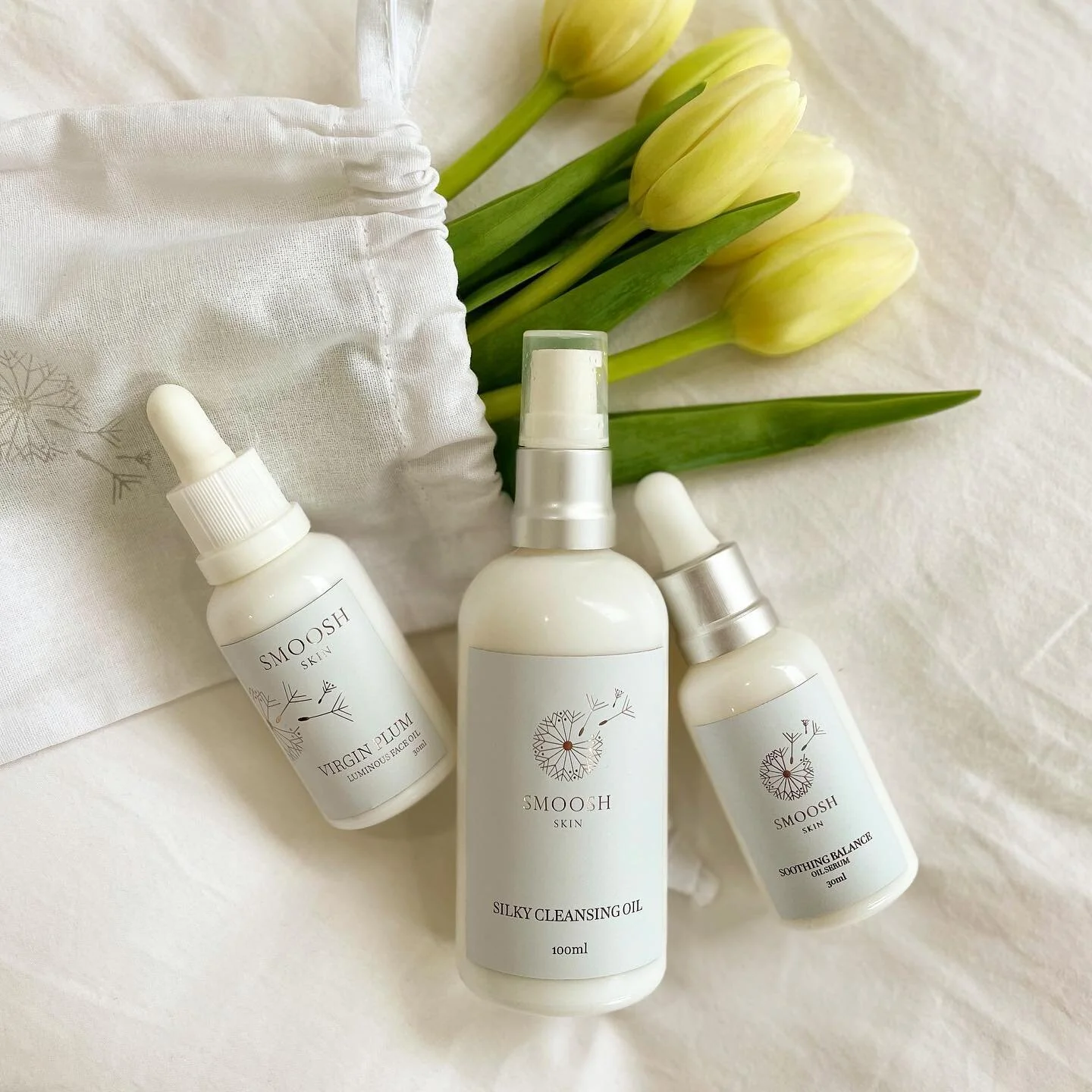 &ldquo;My daily Smoosh 'mini-retreat' is keeping me sane! I close the door on the craziness of remote learning and working from home for a few minutes, play relaxing music and apply my beautiful Smoosh products. 
The silky oil cleanser feels so luxur