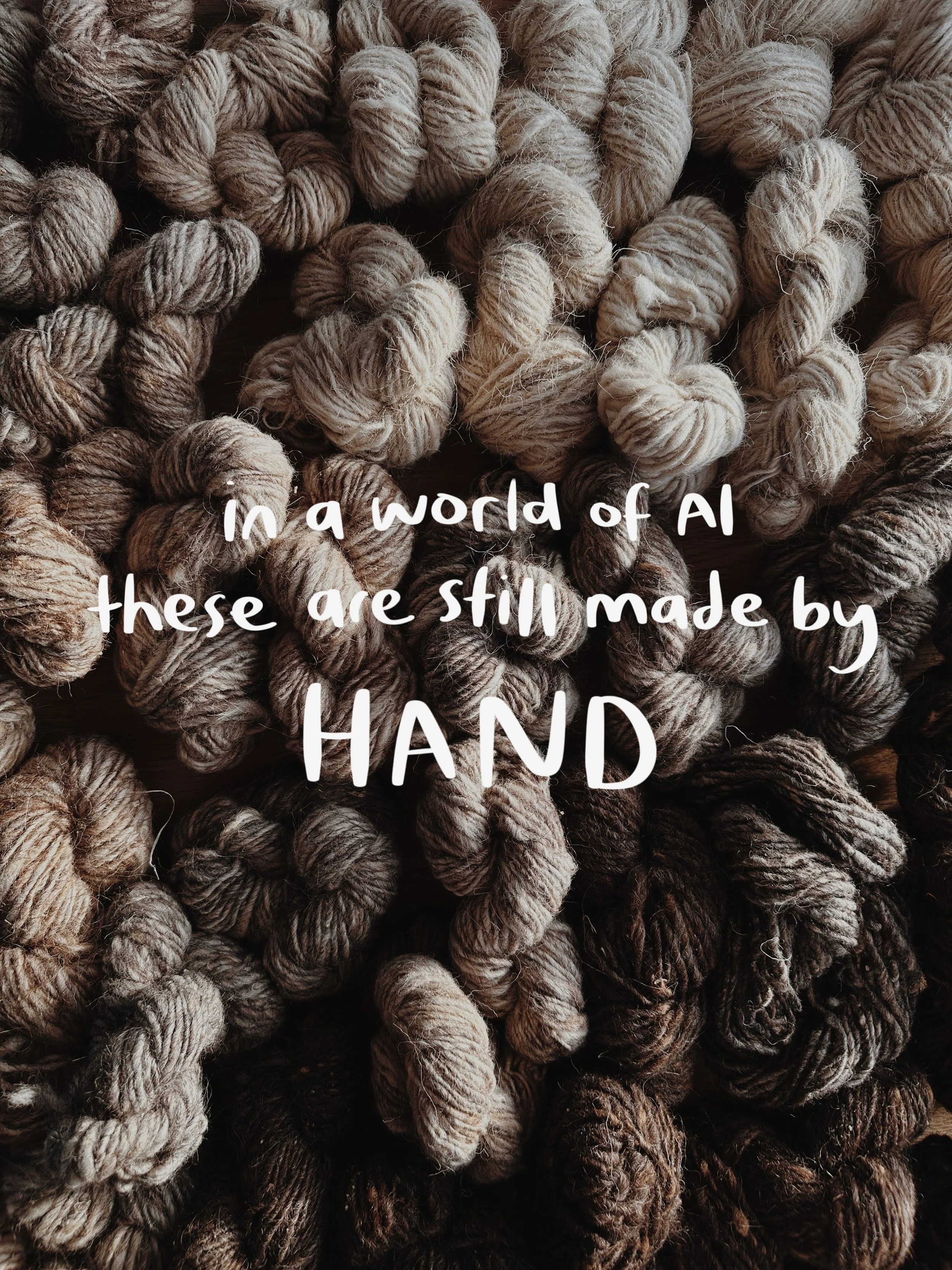 🐫🐑 these yarn came out of an experimental pilot project I worked on when trying to make my own yarn. When I was traveling though jordan a few years ago, I stumbled upon an opportunity to support local indigenous bedouin women whose livelihoods were