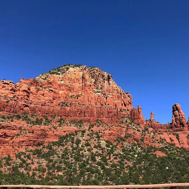 Took a trip to AZ to Scott some land outside of Sedona, have you ever been to the red rocks? 😍 #LandForSale #landscape &bull;
&bull;
&bull;
&bull;
&bull;
#AZland #landArizona #arizonaland #arizonalots #mcdonalds #brand #earth #ownership