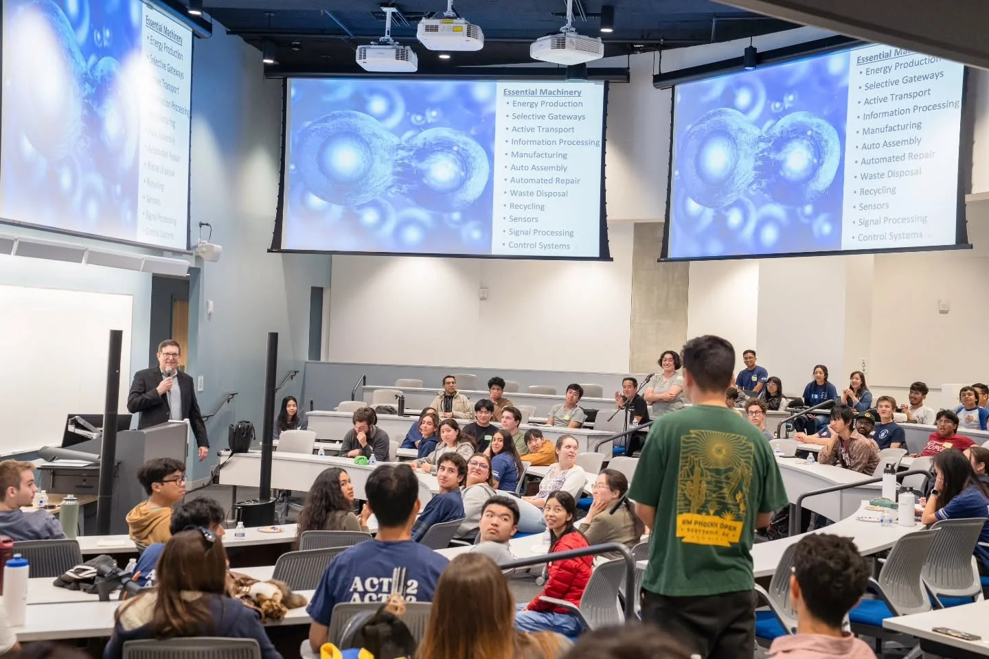 A glimpse of Dr. Brian Miller's thought-provoking talk on science + faith ⚛️! Super thankful for the fascinating Q/A discussion we got to have with him as well 💫 Who else had their minds blown? 🙋 

Do you have any key takeaways? What questions woul