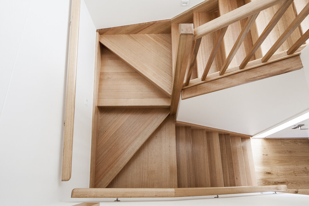 138R U3 Staircase.jpg