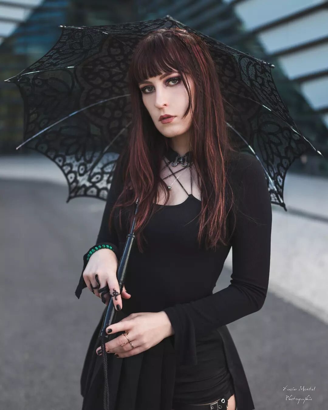 Urban Goth mood 😈

Mod&egrave;le : @salemchildandcat 
Team : @skyerei.cos 

#urbangoth #dedobjectif #frenchgoth #redhair #altmodeling #altoutfit #alternativeoutfit #altfashion #moderngoth #gothicandamazing #darkbeauty #darkportrait #gothicoutfit #al