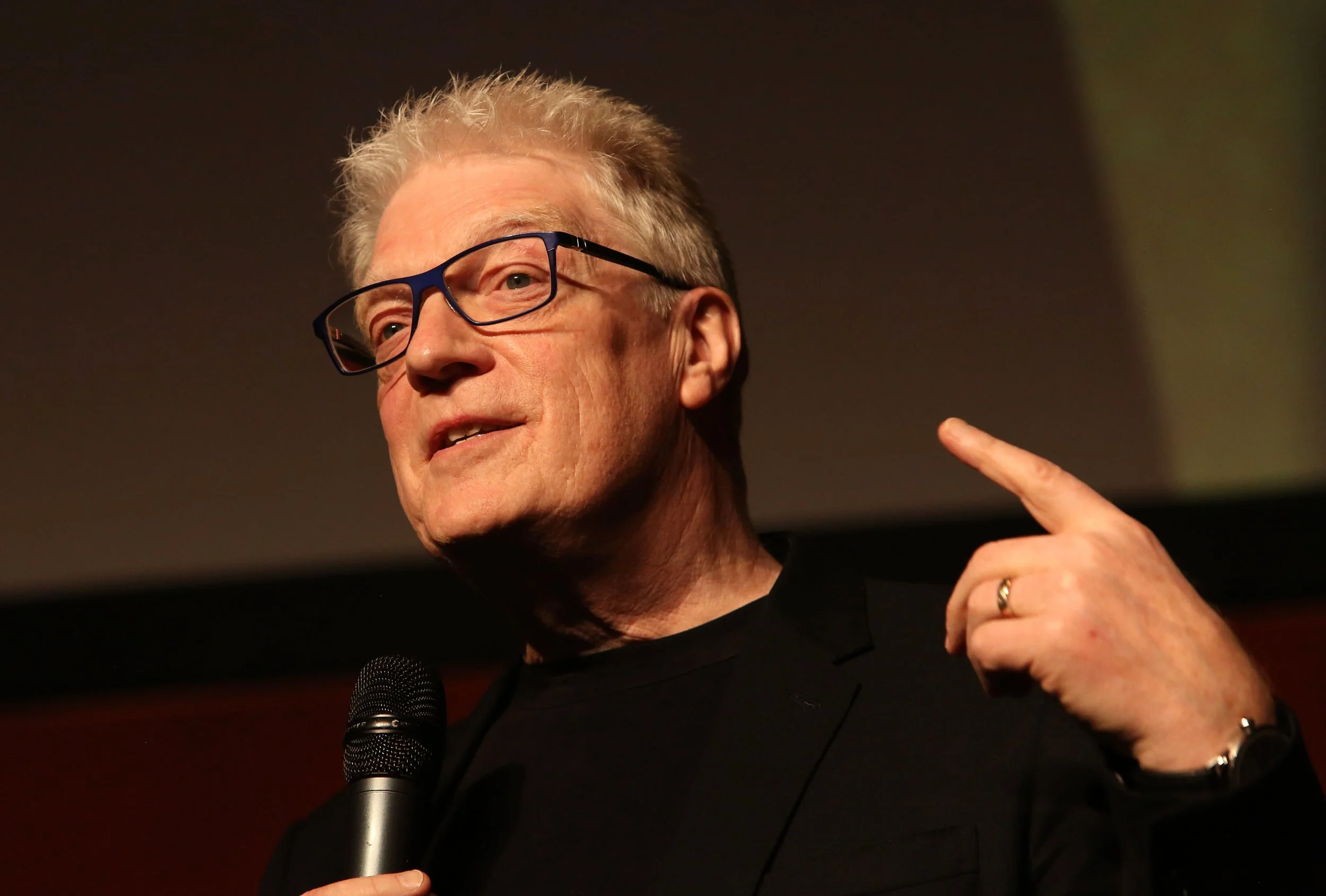 Image of Sir Ken Robinson speaking at Talent Summit 2018
