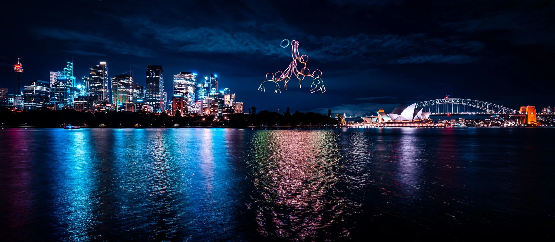 AURA-CCEP-Rugby-World-Cup-2027-Drone-Show-Hero-Landscape-8.jpg