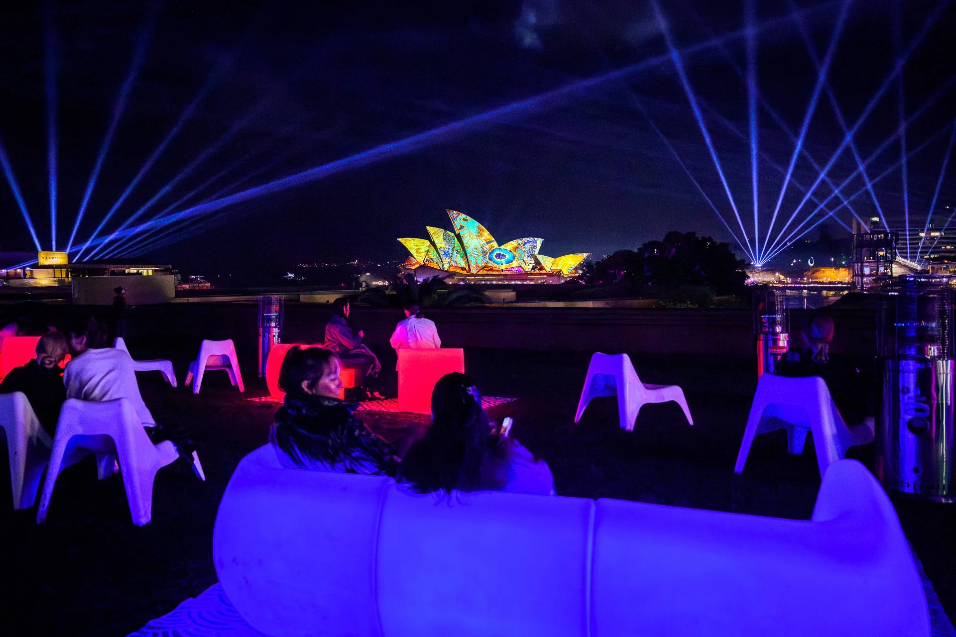 Vivid-in-The-Rocks-2026-Night-Picnic-7.jpg