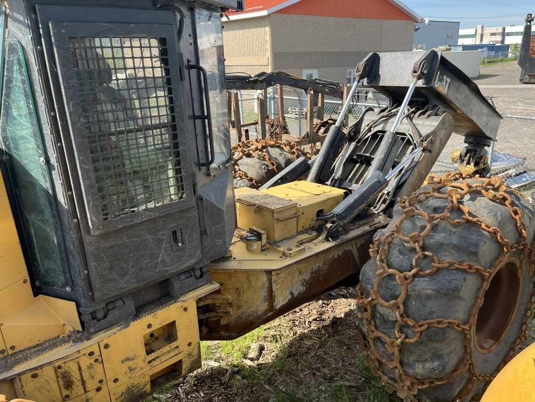 Caterpillar_555D_04.jpg