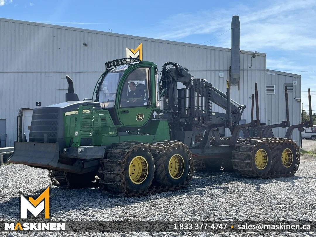 JohnDeere_1110G_Web_Main.jpg