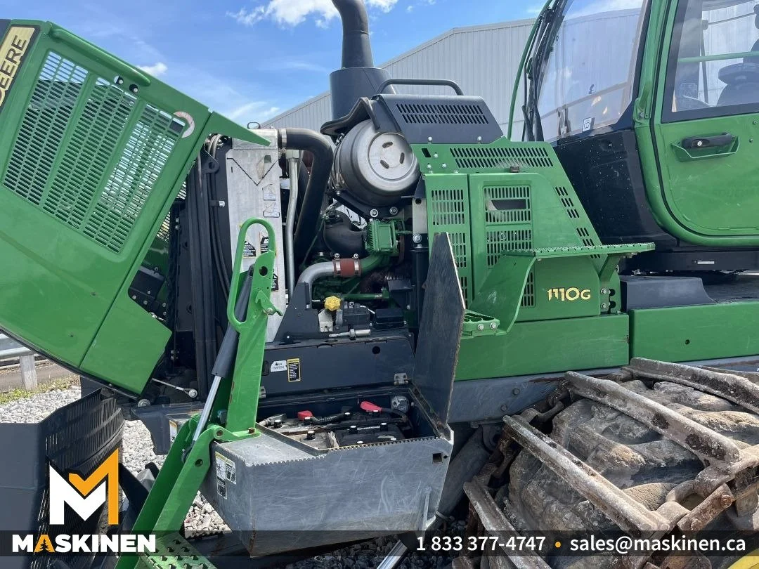 JohnDeere_1110G_Web_Photo-10.jpg