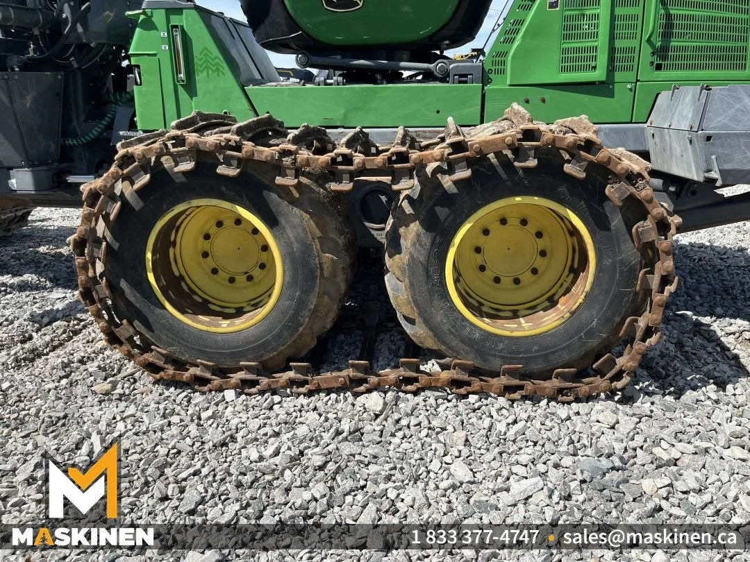 JohnDeere_1110G_Web_Photo-06.jpg