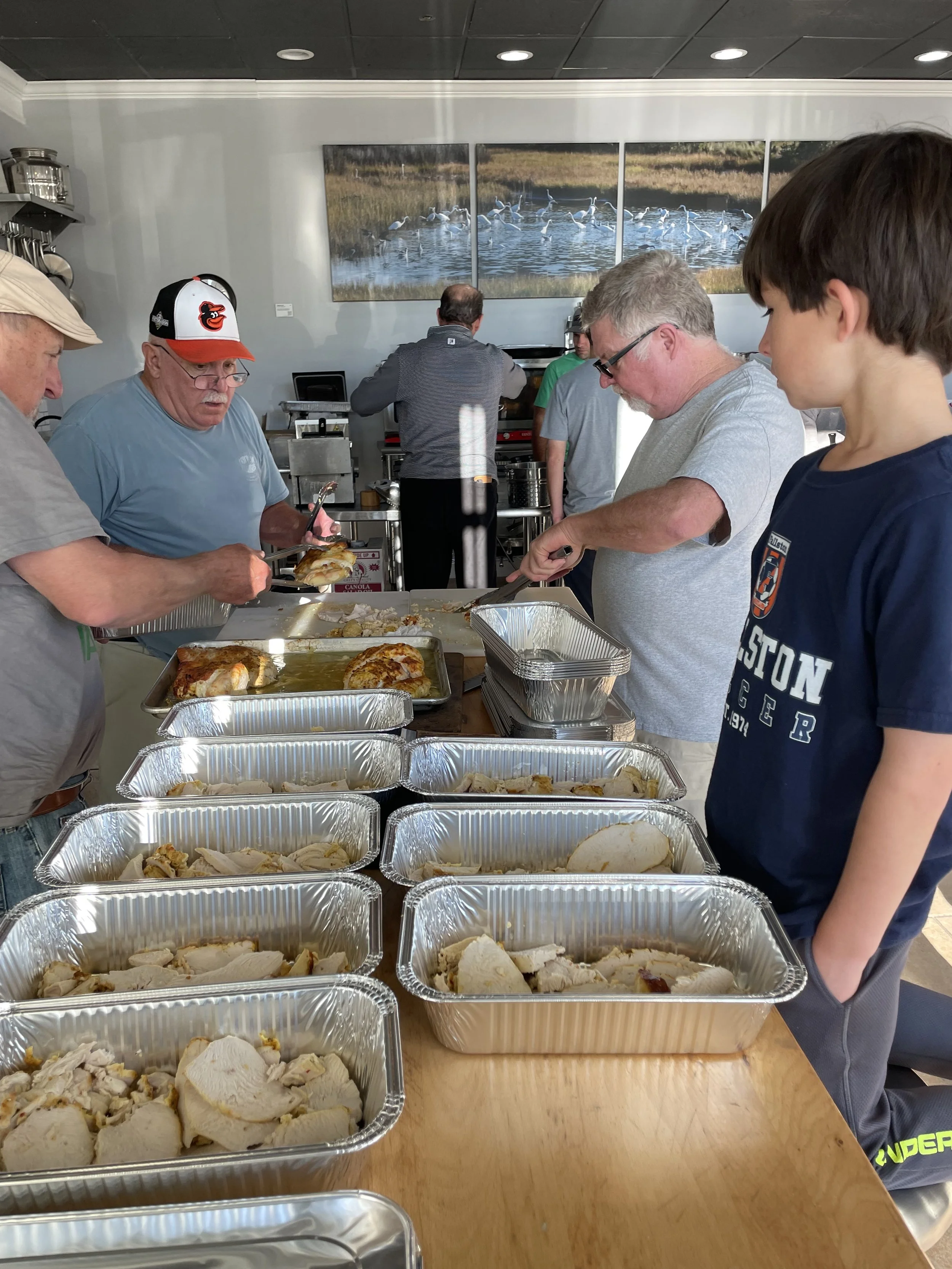 Reflecting on a Heartwarming Thanksgiving Meal Mission!