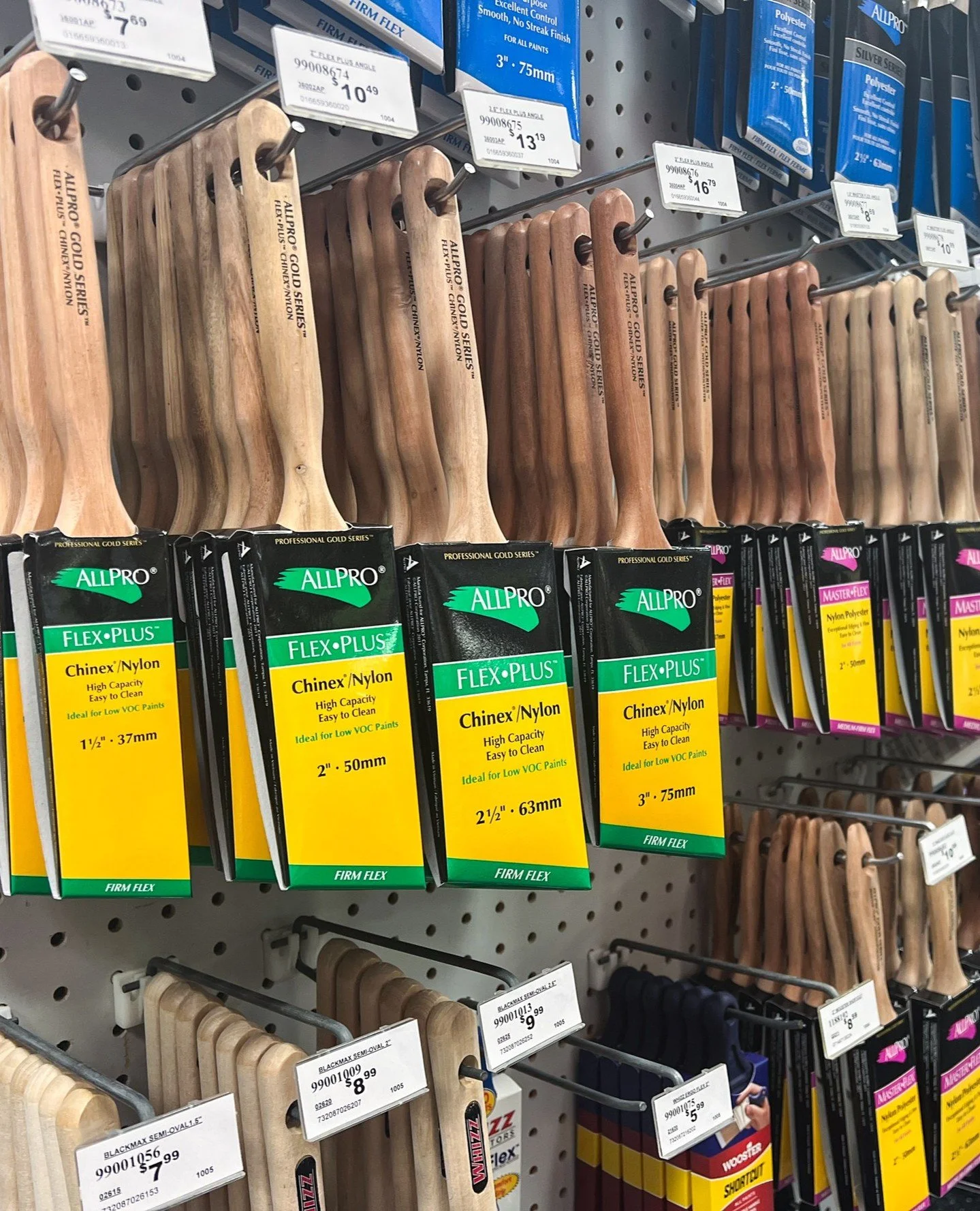 The quality of painting tools are often the unsung heroes&mdash;rollers that fly, brushes that carve perfect lines, and tape that delivers crisp magic every time.
.
.
#adlersri #adlersdesigncenter #adlershardware #designgoals #beautifulinteriors #har