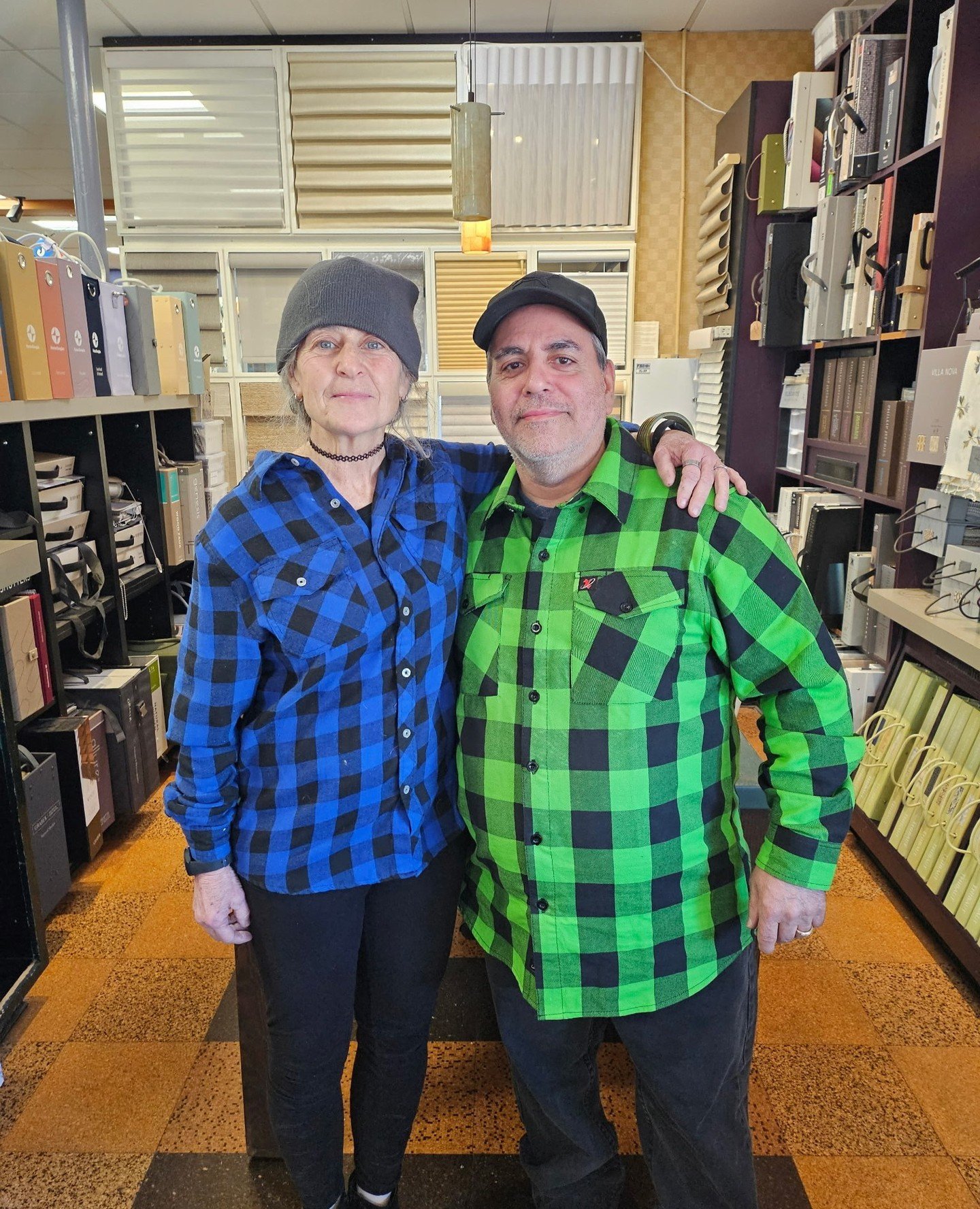 When you hang around with someone everyday, you'll start dressing the same. It doesn't surprise us anymore. ;-) 
.
.
#adlersri #adlersdesigncenter #adlershardware #designgoals #beautifulinteriors #hardwarestore #familyowned