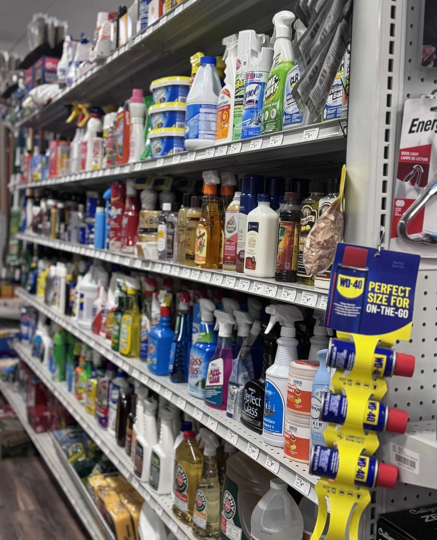 Our cleaning products don't judge your lifestyle choices, but they will help you hide all the evidence. 

Whether you're doing the "10-minute-pre-guest-arrival" speed scrub or finally tackling that mysterious spot behind the toaster oven, o