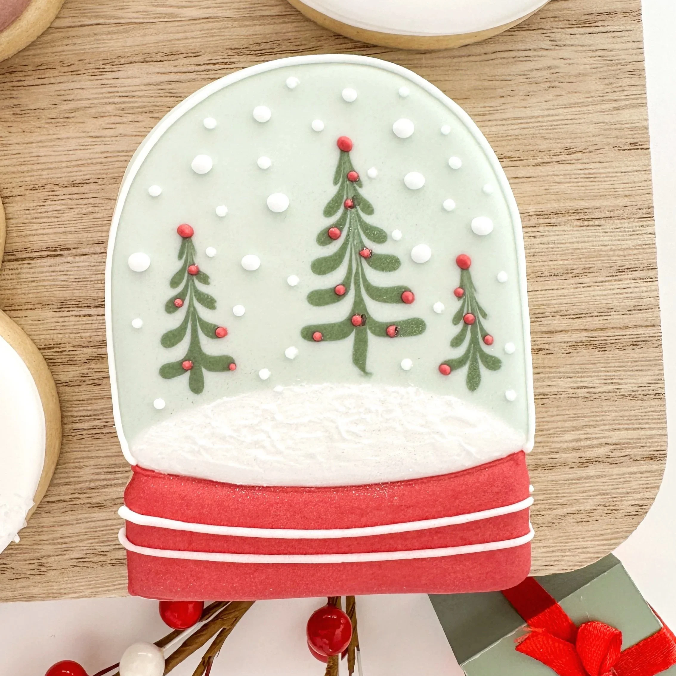 Christmas Tree Snowglobe Cookie